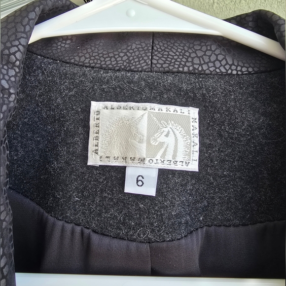 Alberto Makali Vintage Black Blazer with Studded Lapel - Picture 8 of 11